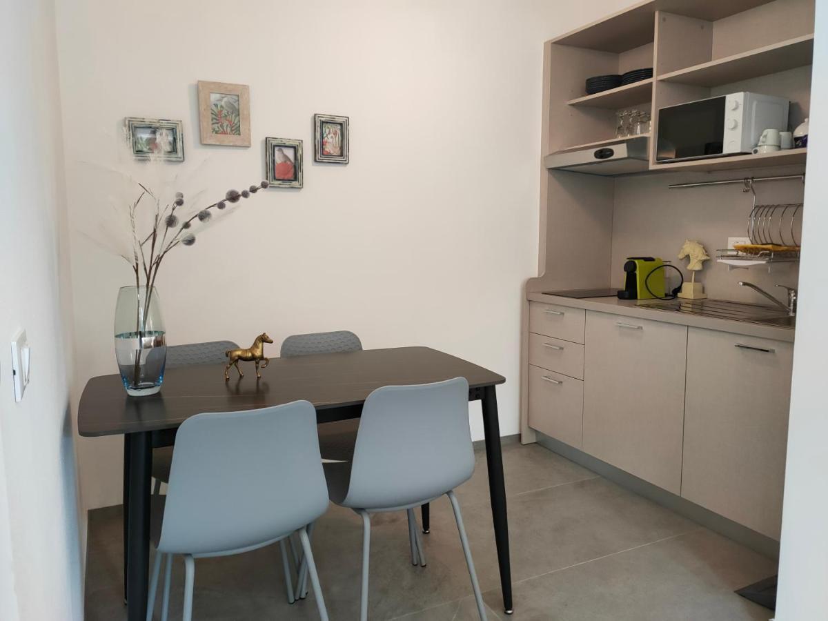 Iris Ar Holiday-Home Peschiera del Garda Exterior foto