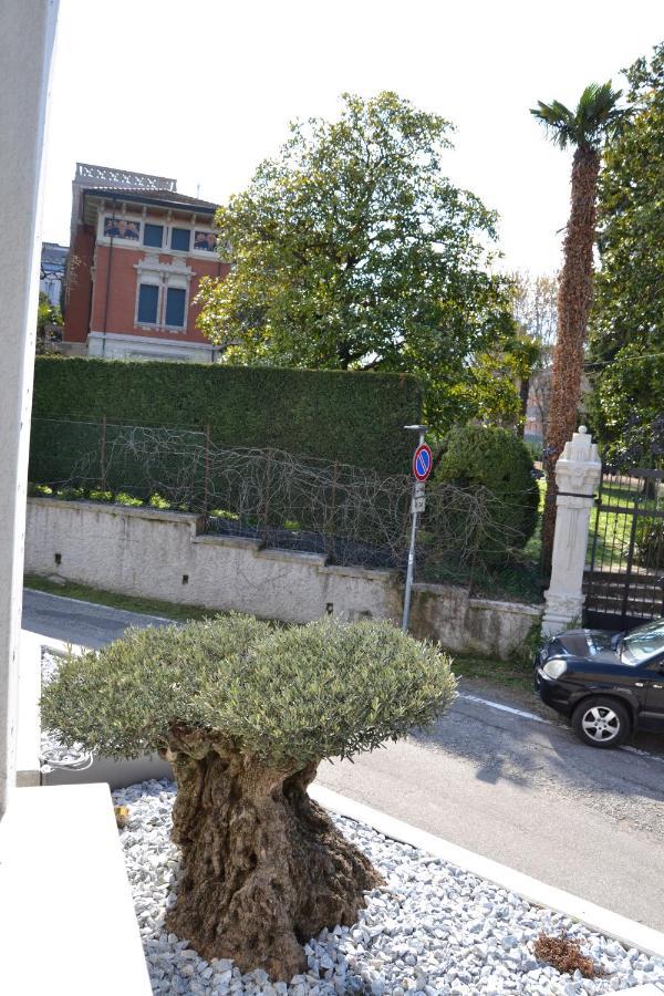Iris Ar Holiday-Home Peschiera del Garda Exterior foto