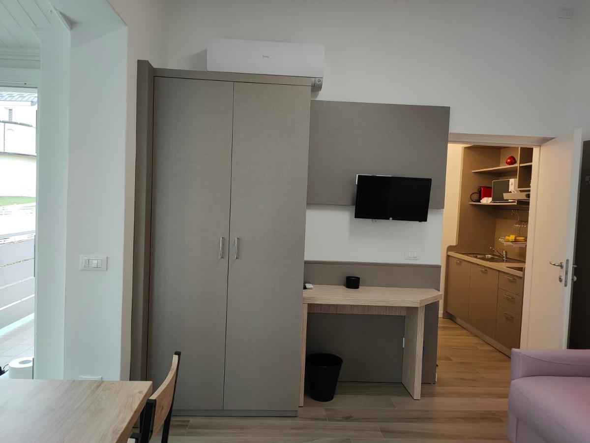 Iris Ar Holiday-Home Peschiera del Garda Exterior foto